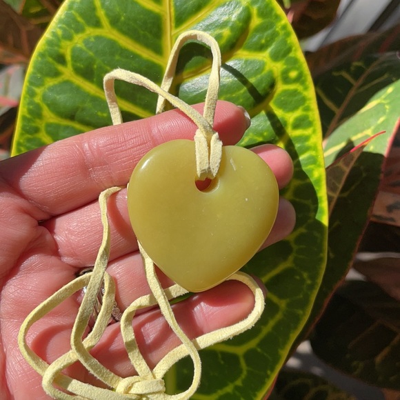 Jasper Leather Pendant - Picture 3 of 7